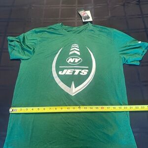 NWT Men’s Nike Dri Fit NFL Team Apparel Jets T-shirt - size Large